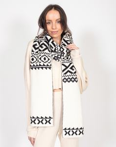 Fair Isle Knit Reversible Blanket Scarf | Cream & Black